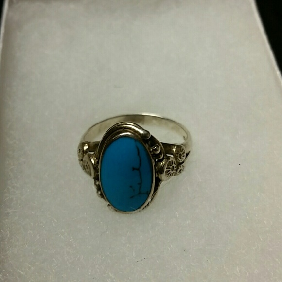 Jewelry - Turquoise Stone Ring